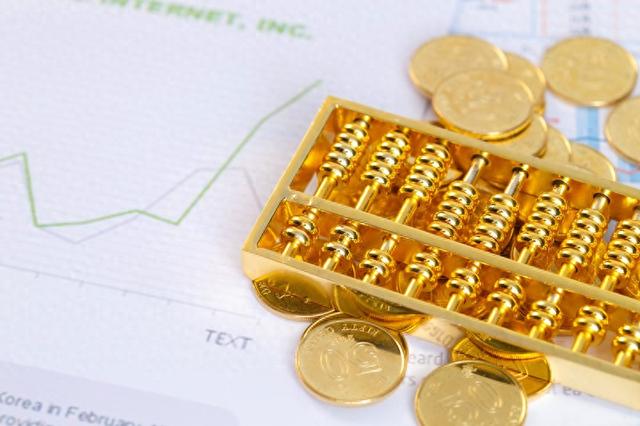 半导体主题ETF年内“吸金”近750亿元 30只产品净值涨幅超110%
